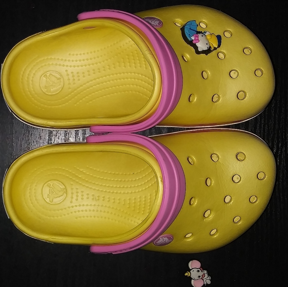 Lil Girls CROCS SZ 1-  YELLOW & PINK